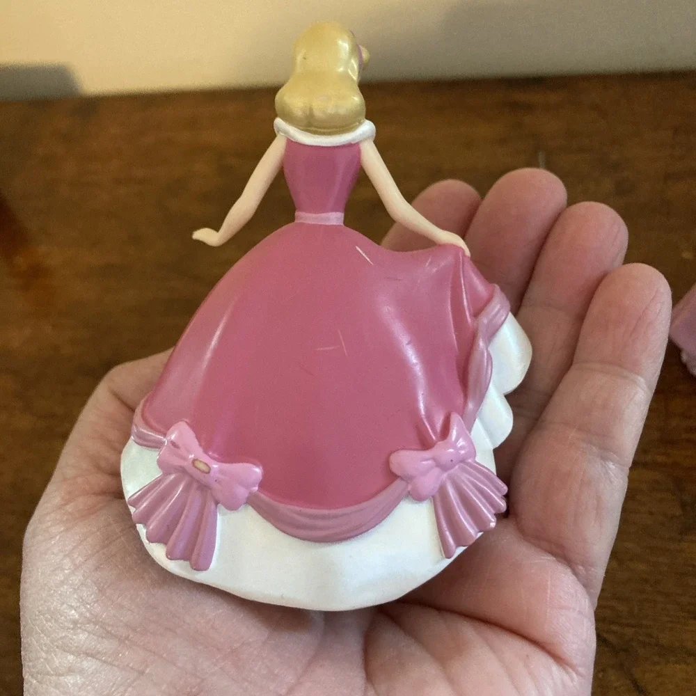 DISNEY STORE Princess PVC Figure Lot of 8 Cake Toppers